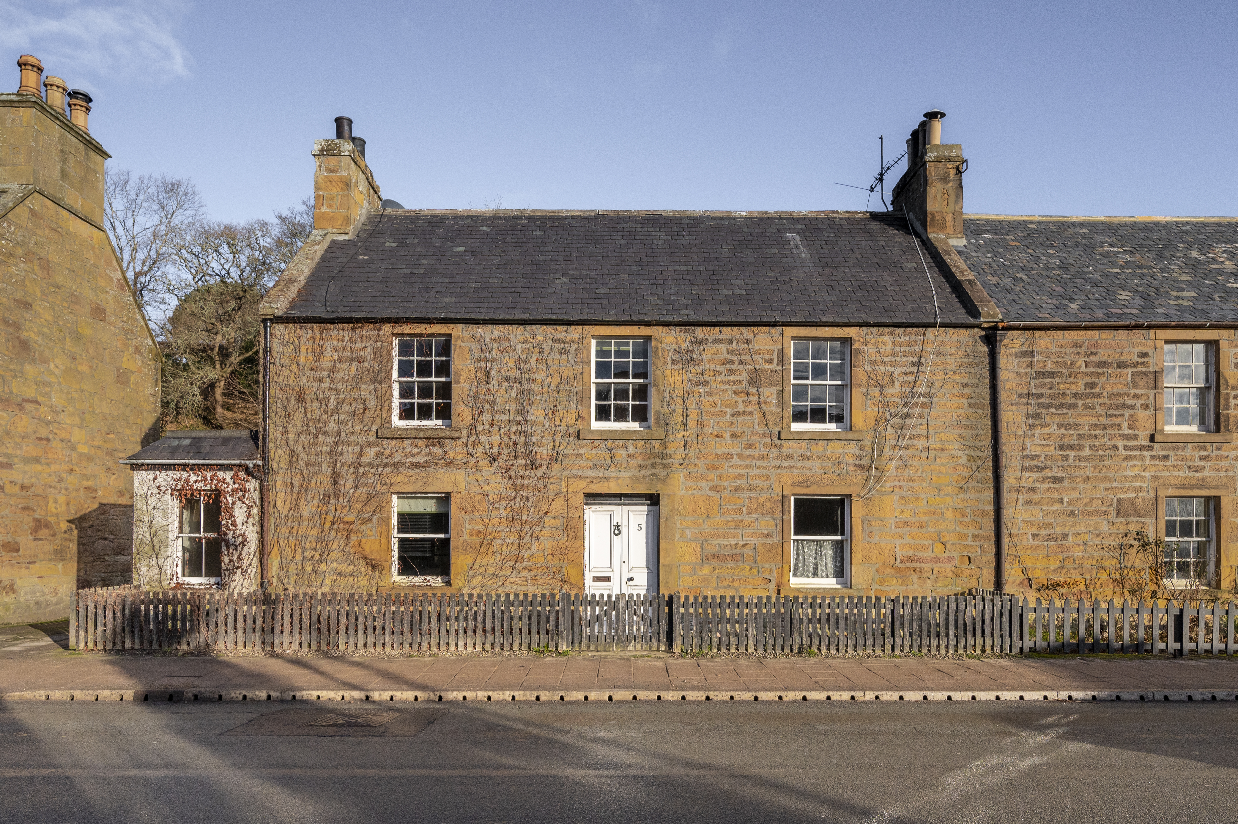 5 Castle Street