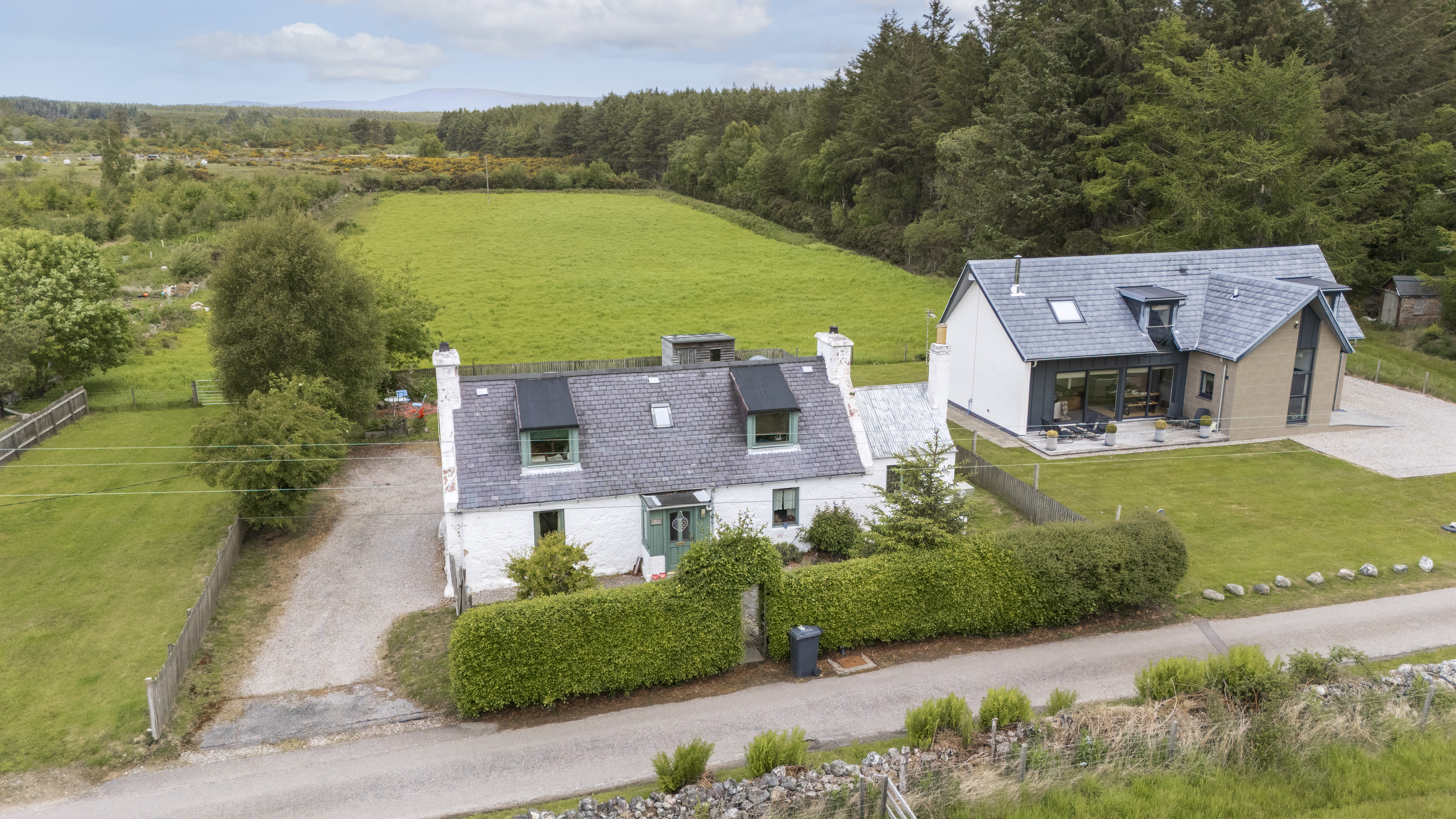 Tigh na Drobhair 327 Embo Street